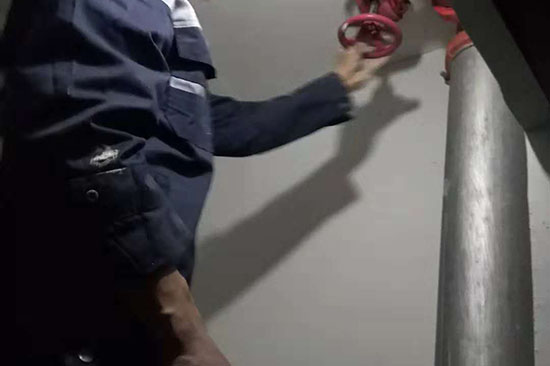 消防工程施工，管道井的檢修門需要使用防火門（mén）嗎？